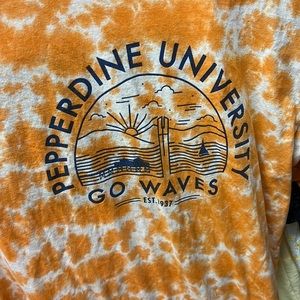pepperdine tshirt size large
